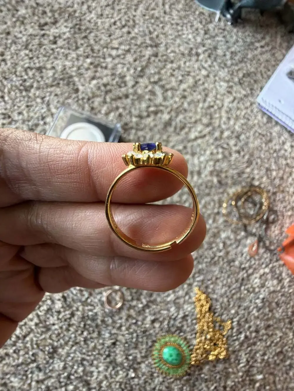 Avon vintage cluster